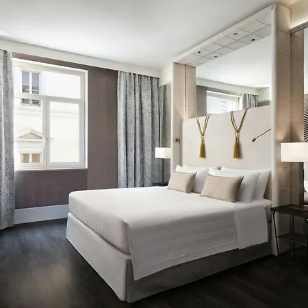 Sina Bernini Bristol, Autograph Collection Hotel Roma