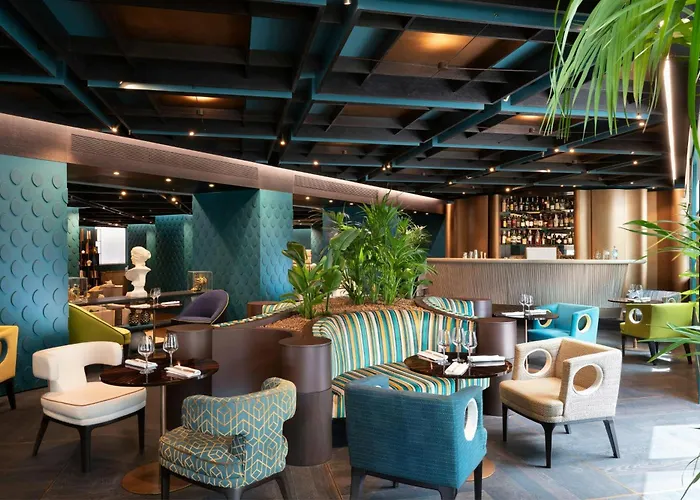 Sina Bernini Bristol, Autograph Collection