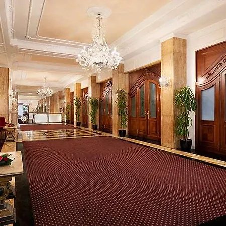 Sina Bernini Bristol, Autograph Collection Hotel 5*