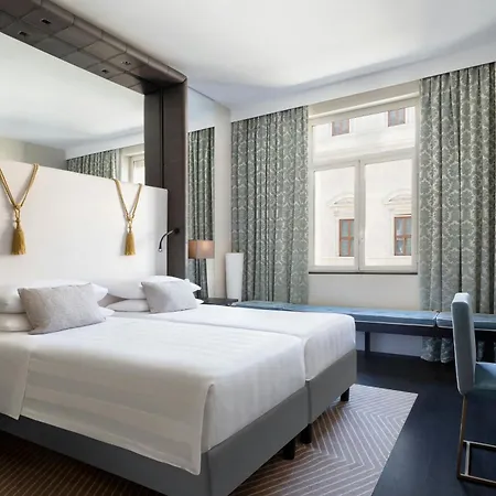 Sina Bernini Bristol, Autograph Collection Hotel Rom