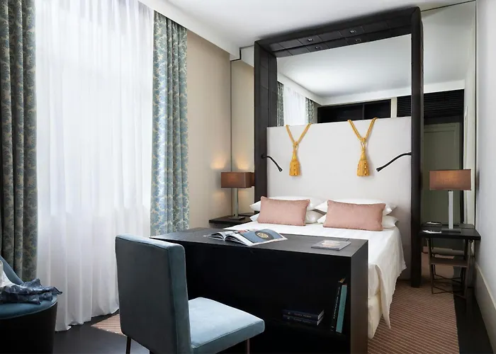 Hotel Sina Bernini Bristol, Autograph Collection 5*