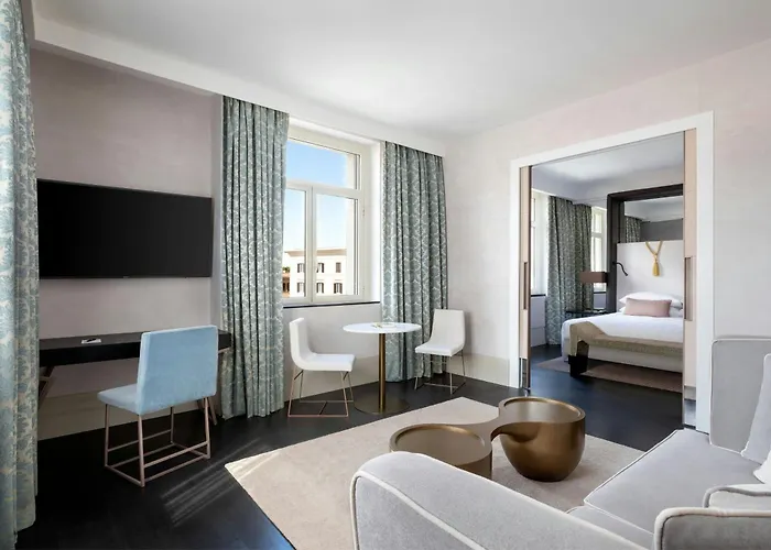 Sina Bernini Bristol, Autograph Collection Rome