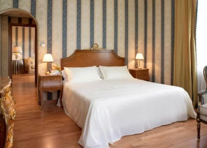 Hotel Sina Bernini Bristol, Autograph Collection Rome