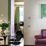Sina Bernini Bristol, Autograph Collection