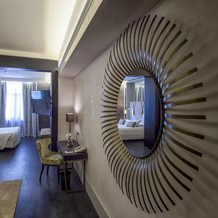 Sina Bernini Bristol, Autograph Collection ローマ