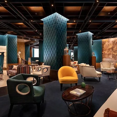 Sina Bernini Bristol, Autograph Collection