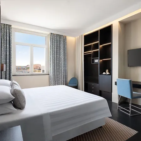 Sina Bernini Bristol, Autograph Collection 5* ローマ